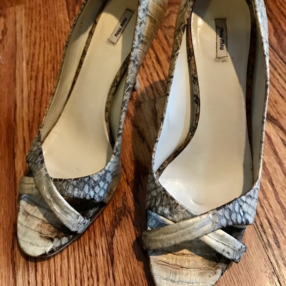 Miu Miu genuine snakeskin cris-cross pumps - Picture 1 of 4